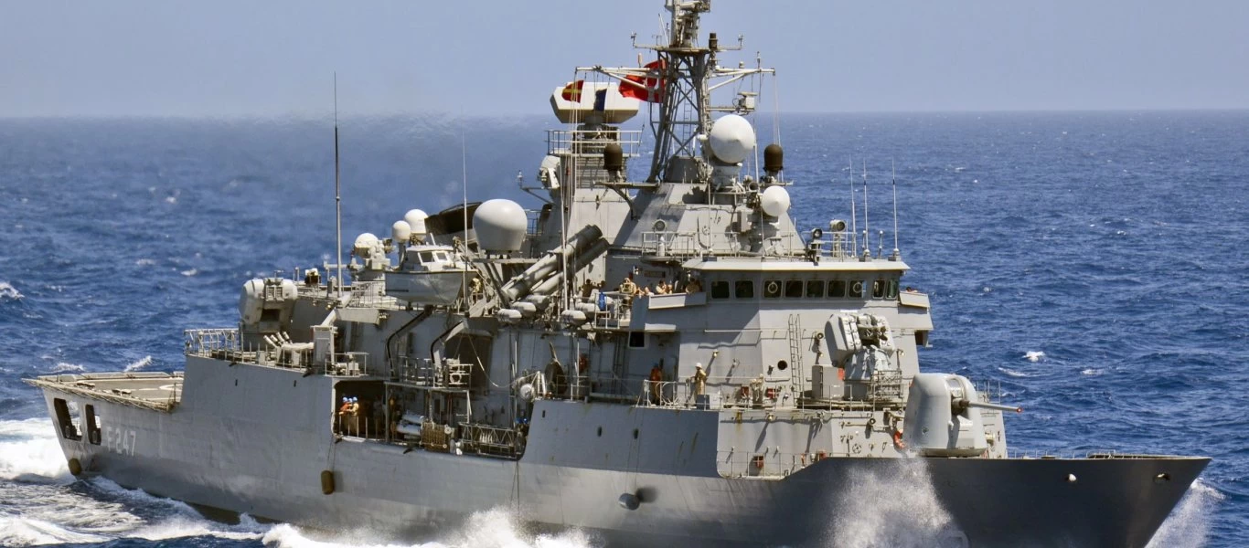 Ξαφνική άσκηση του αμερικανικού αεροπλανοφόρου «Αϊζενχάουερ» με τον τουρκικό Στόλο 